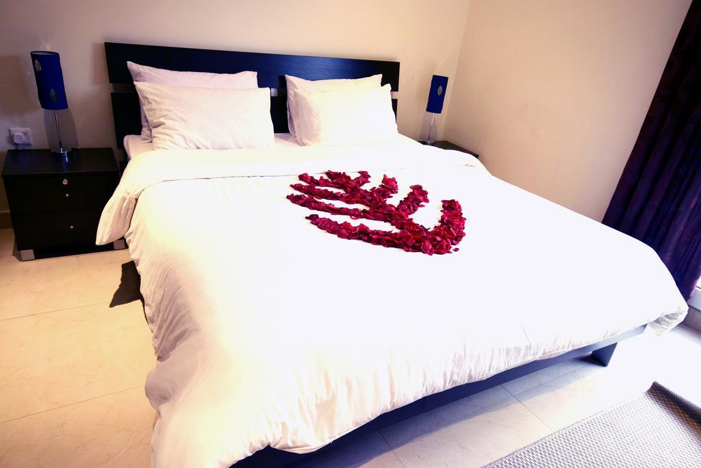 Leaders Plaza Apartments Kuwait City Екстер'єр фото