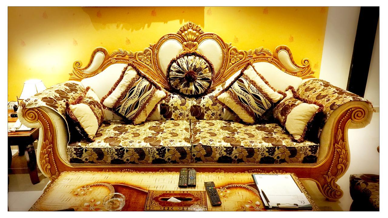 Leaders Plaza Apartments Kuwait City Екстер'єр фото