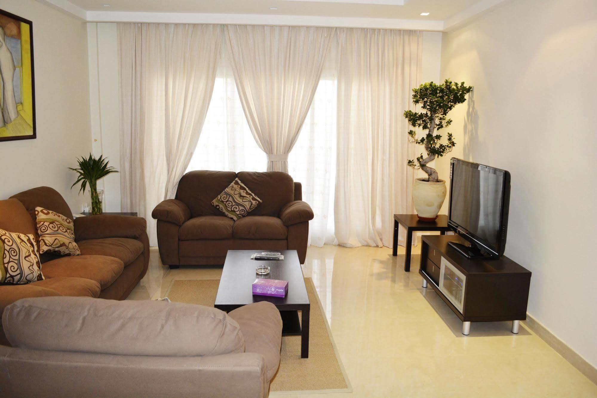 Leaders Plaza Apartments Kuwait City Екстер'єр фото