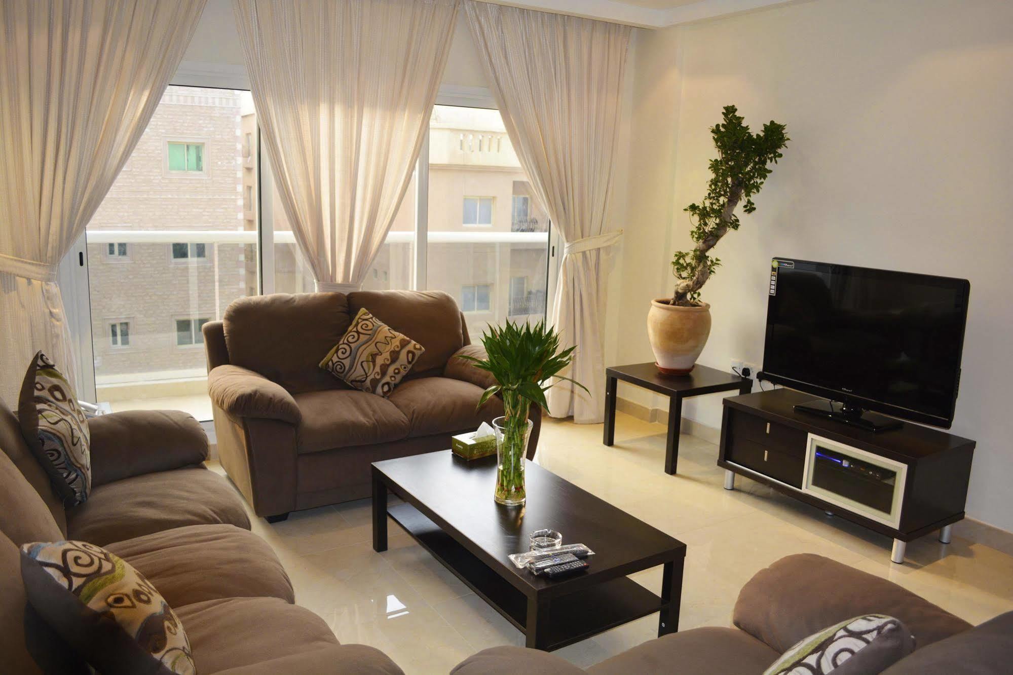 Leaders Plaza Apartments Kuwait City Екстер'єр фото